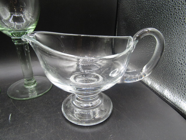 set 4 fruit bowls, nice jug and large wine glasses - Image 4 of 5