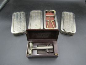 Vintage razors inc Bakelite boxed