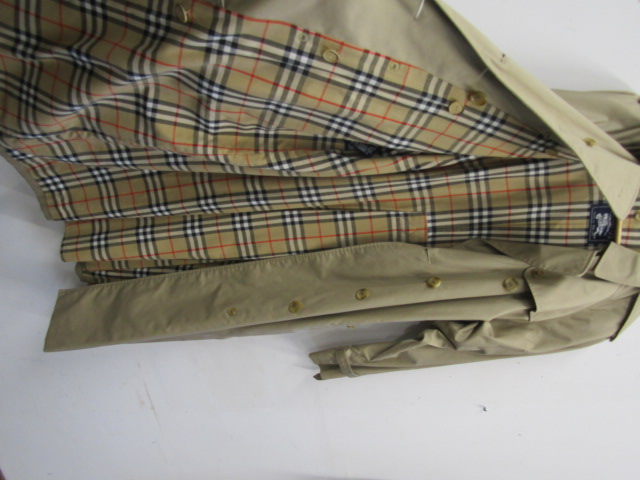 Burberry classic trench coat size 14 - Bild 4 aus 8