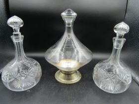 Pair decanters and a turning decanter