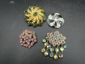 4 brooches