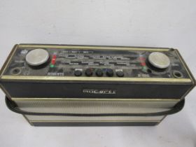 Vintage Roberts radio