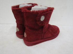 Emu burgundy boots size 6