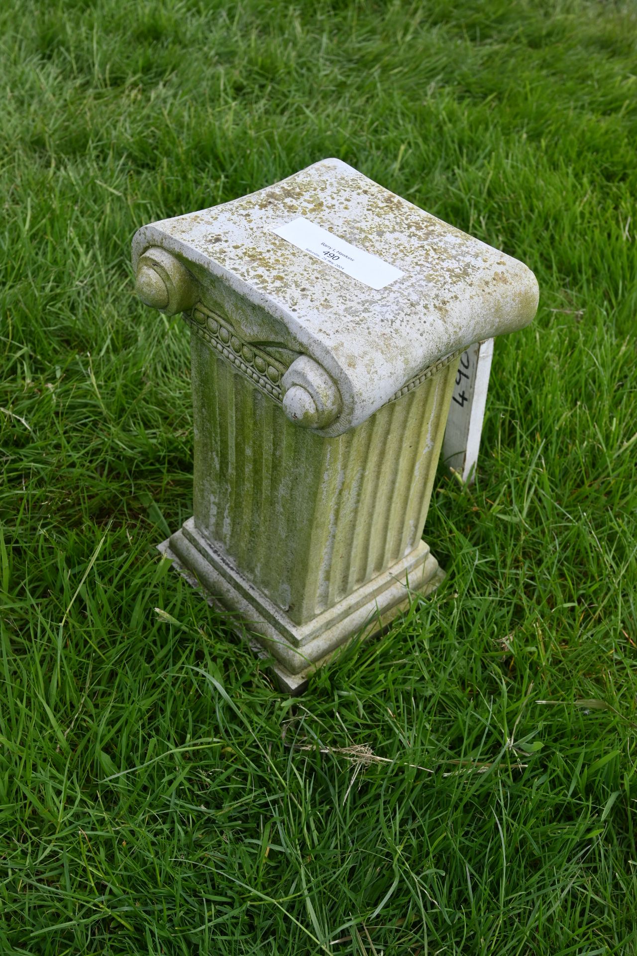 heavy garden plinth/ornament