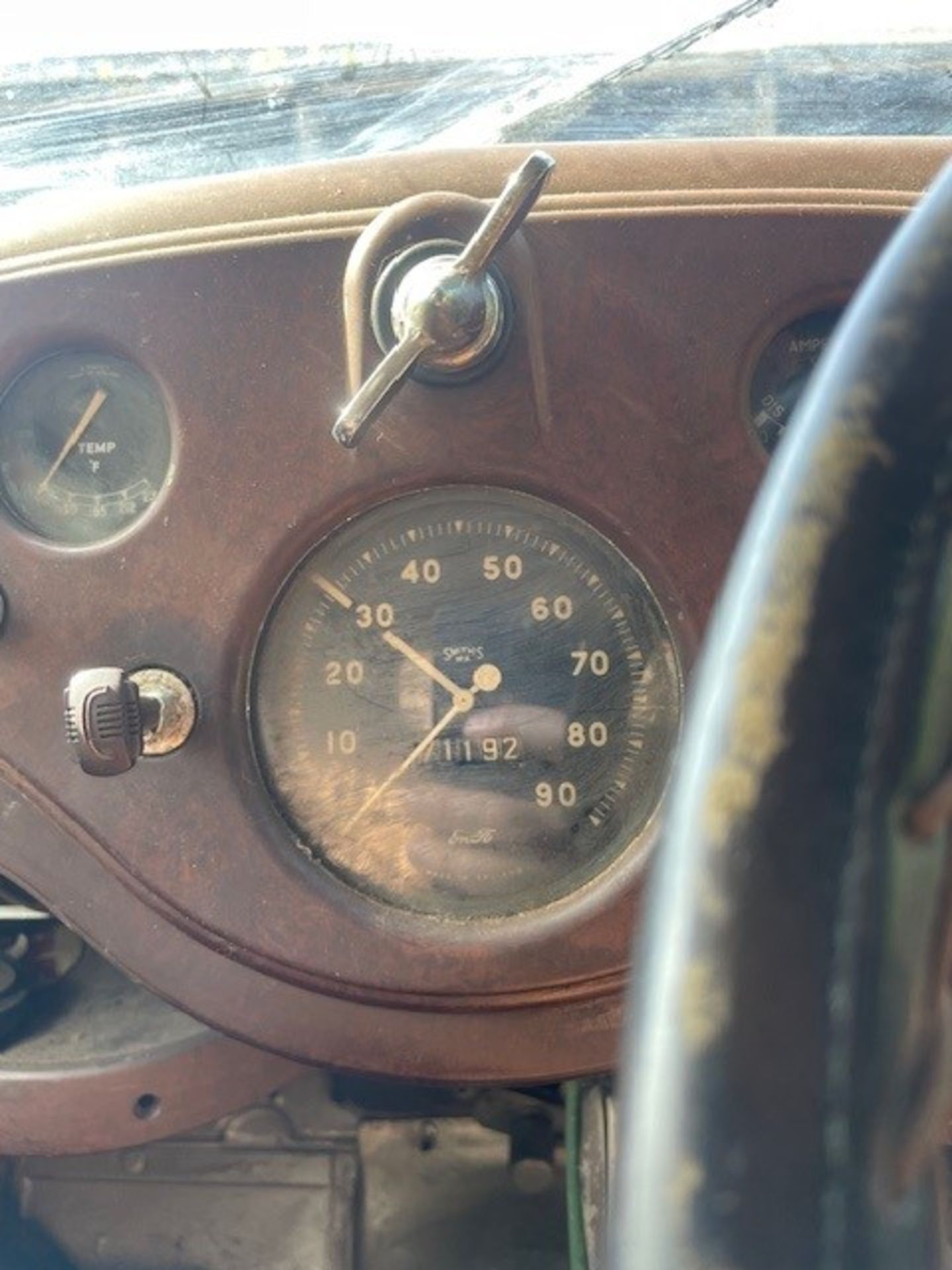 Ford prefect saloon 1953, 4 new tyres, new seats, new head liner. runs and drives - Image 7 of 11