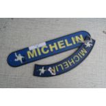 2 michelin plaques