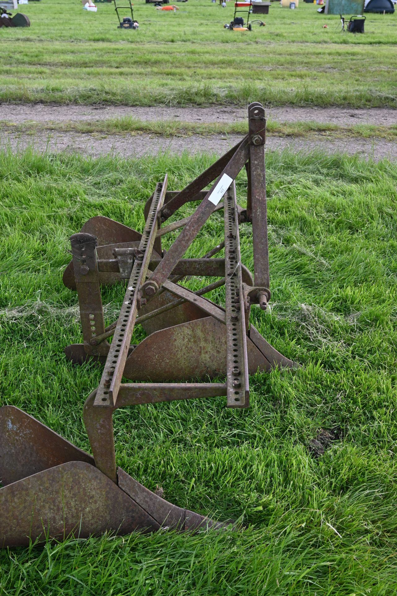 3 furrow Ferguson potato ridger