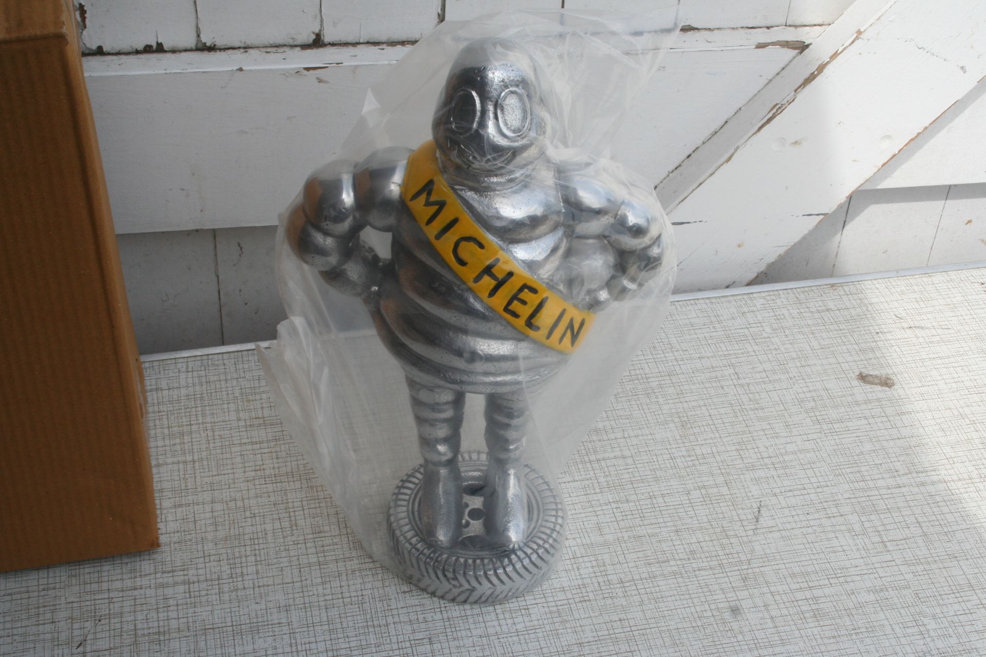 Aluminium Michelin figure