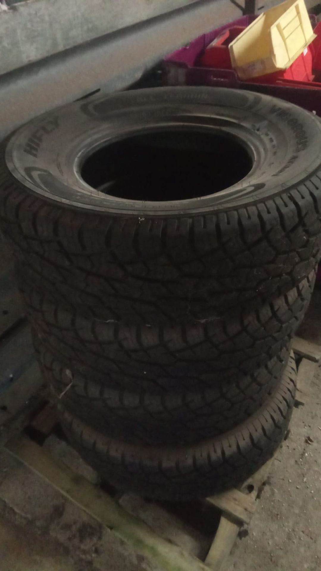 4 Land Rover tyres 265/75/16 - Image 2 of 2