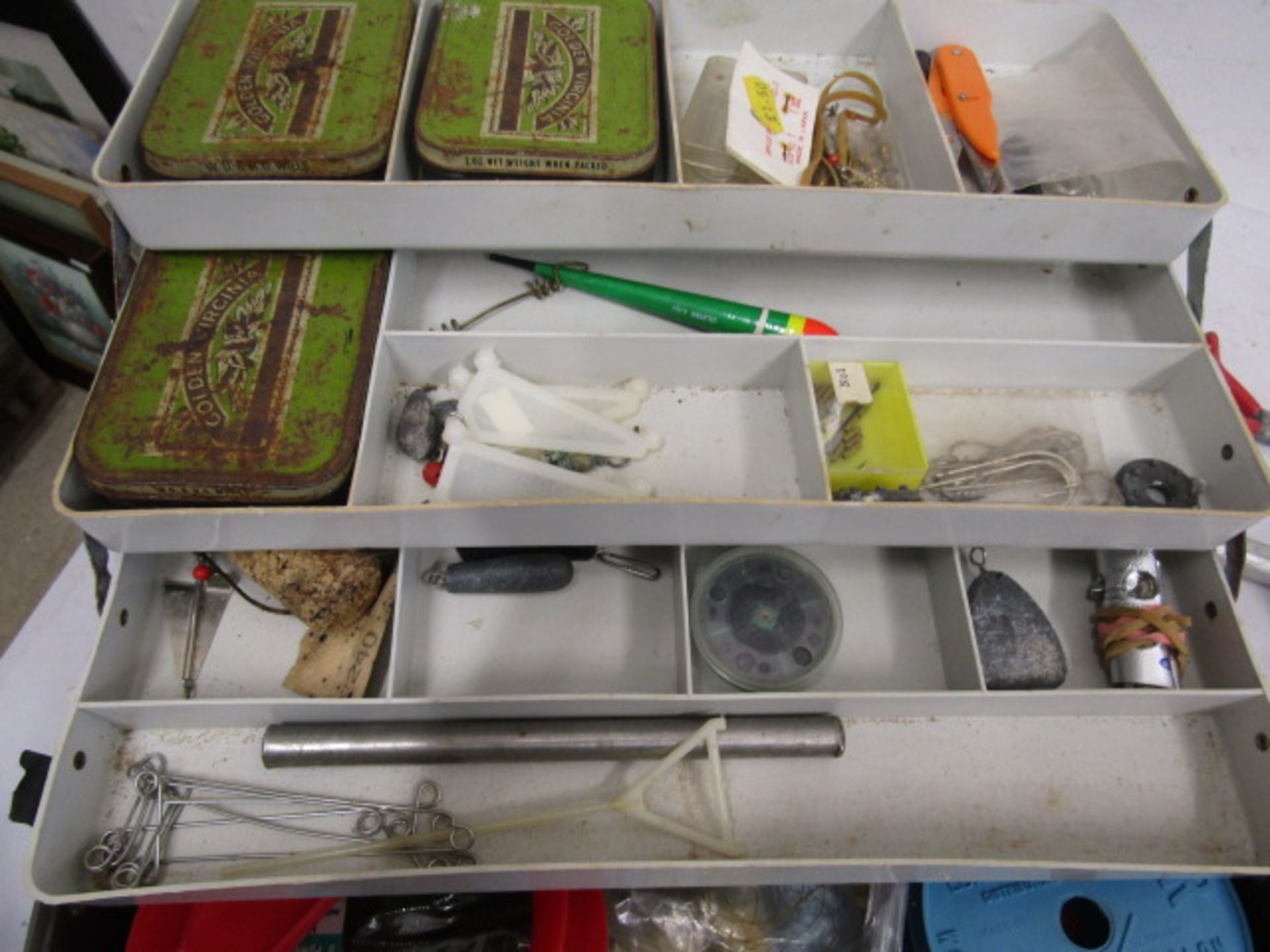 Telescopic rods, fishing tackle, landing net etc etc - Image 4 of 12