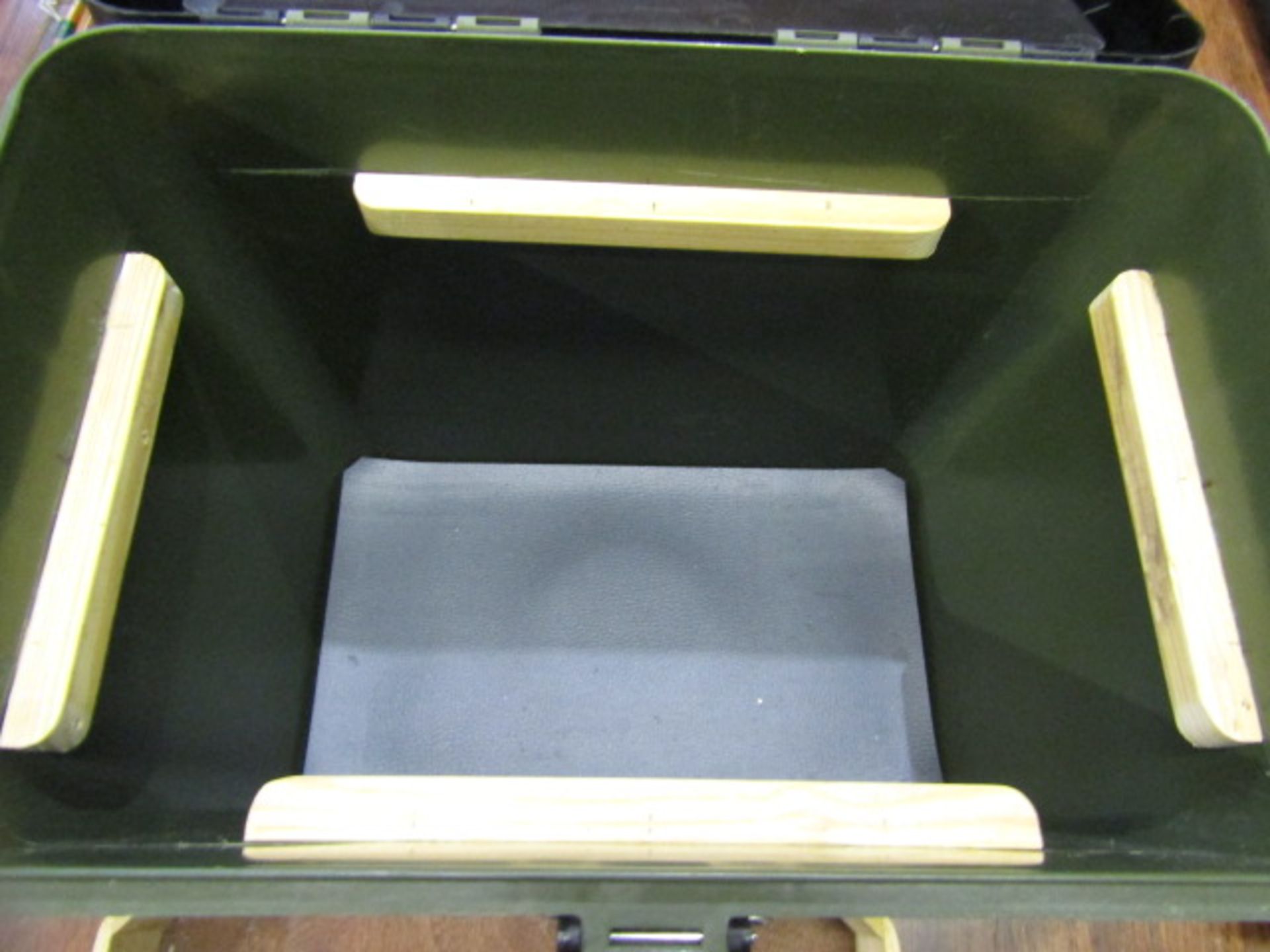 A fishing tackle seat box with compartments and cases inside - Image 4 of 4