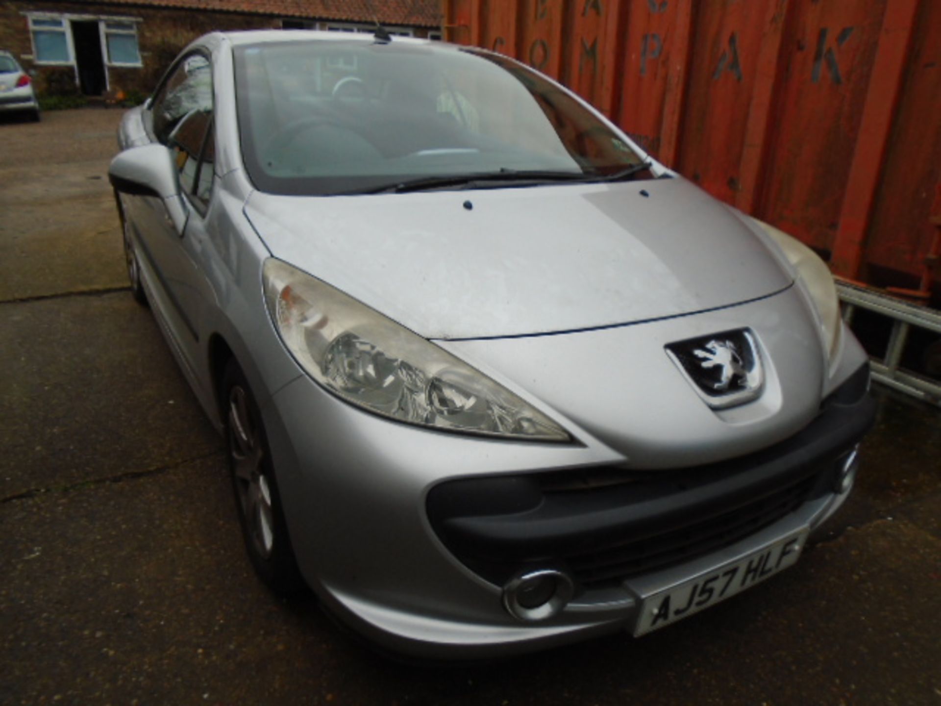 2007 Peugeot 207 sport CC Coupe 1598CC. AJ57 HLF. From a deceased estate, M.O.T expired July 2023, - Image 2 of 13