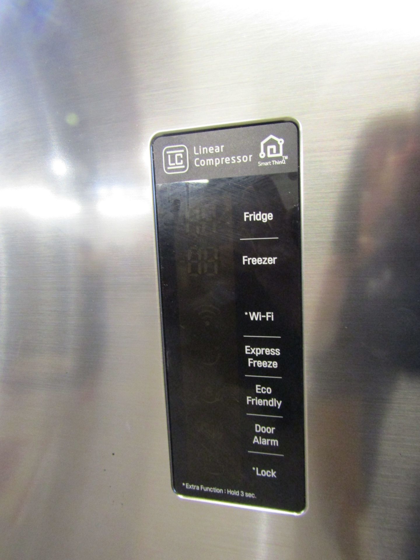 LG fridge freezer with water dispenser from a house clearance - Image 4 of 5