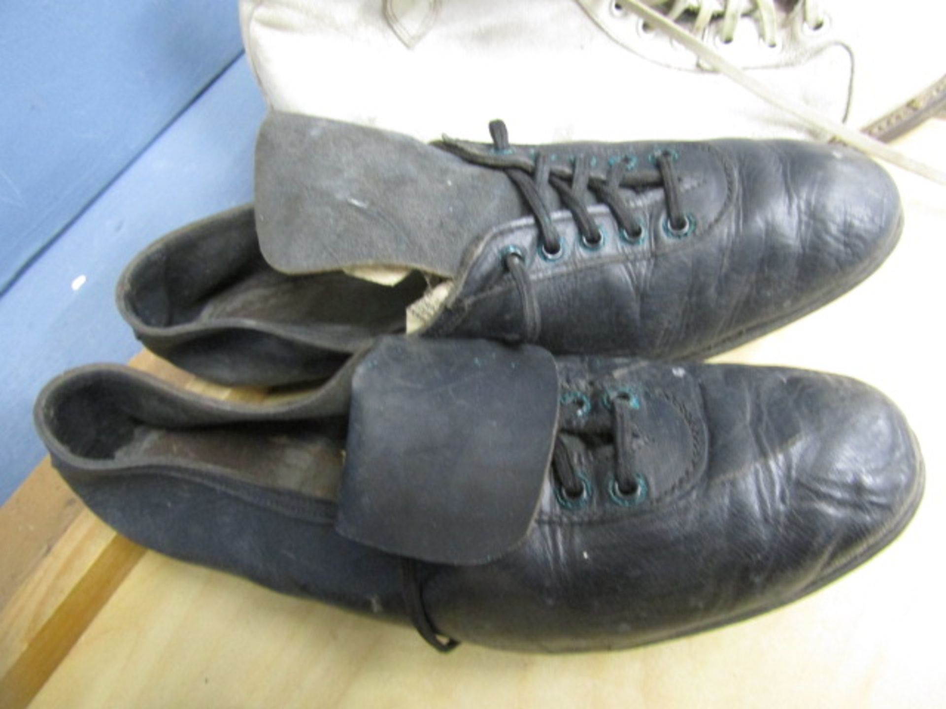 Vintage sports shoes - Image 4 of 7