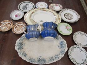 Vintage plates and 2 vintage jugs