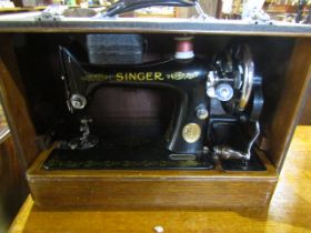 Vintage Singer sewing machine in case