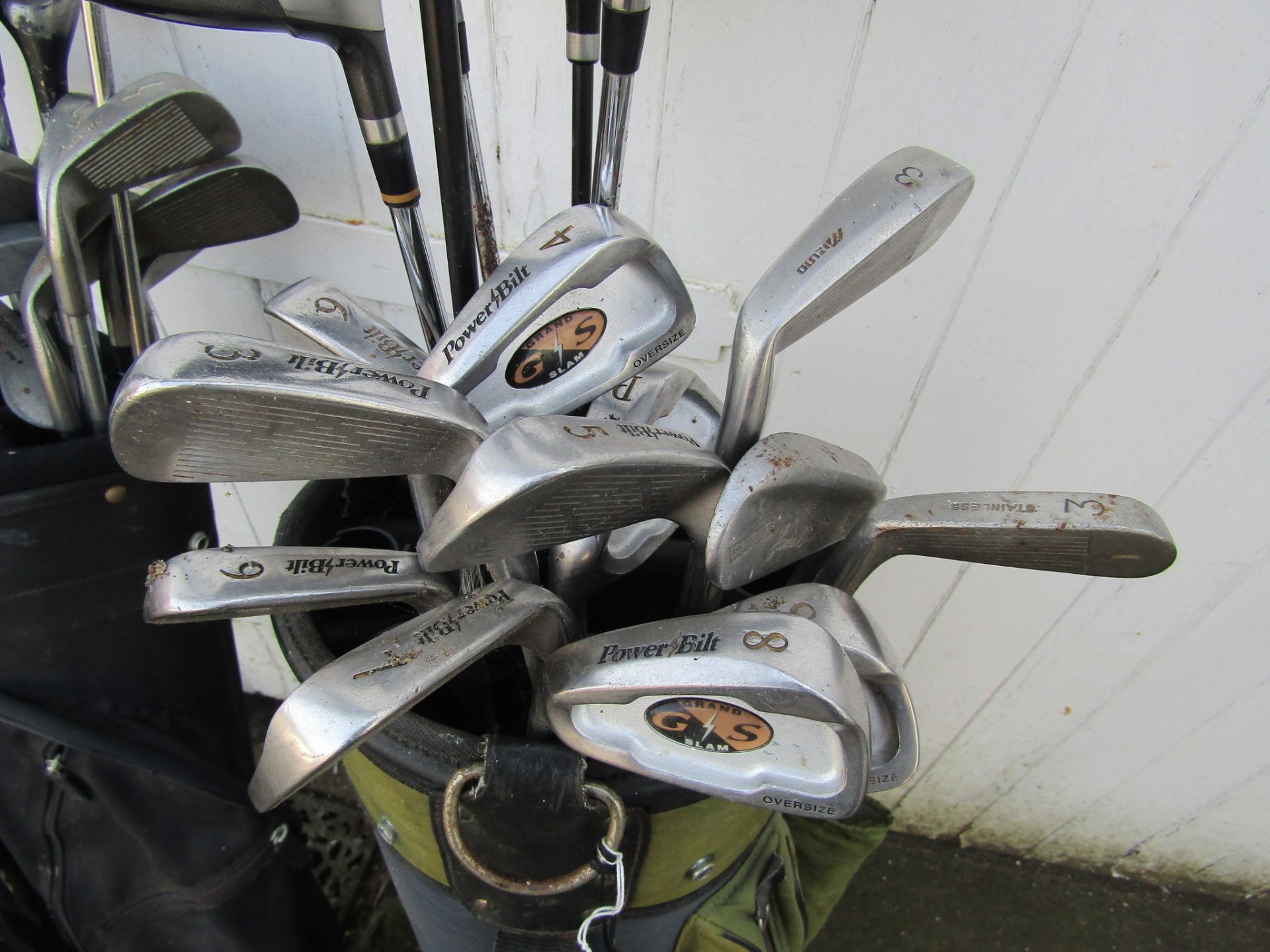 Golf clubs to include Top Flight and hippo in 2 golf bags - Image 7 of 8