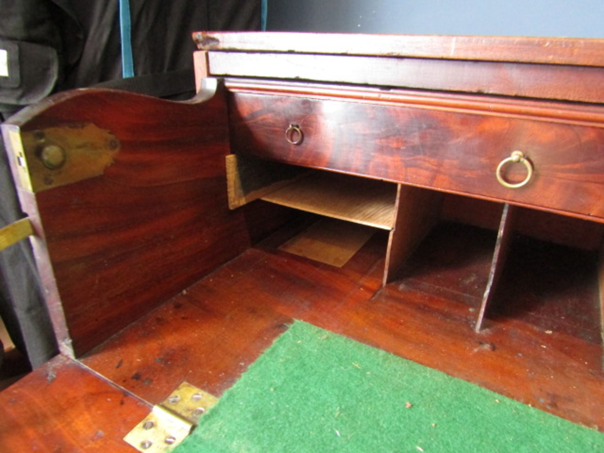 A Georgian mahogany secretaire chest  108Wx58Dx97H cm - Image 7 of 13