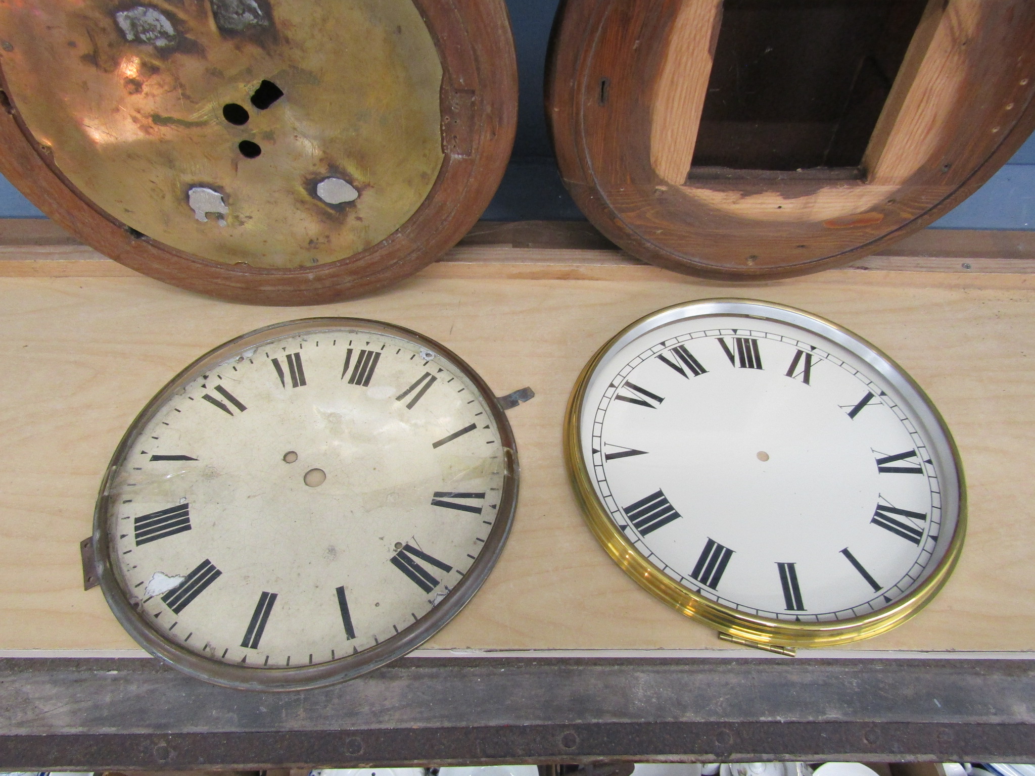 2 Fusee station clock cases with dials and glass - Image 2 of 10