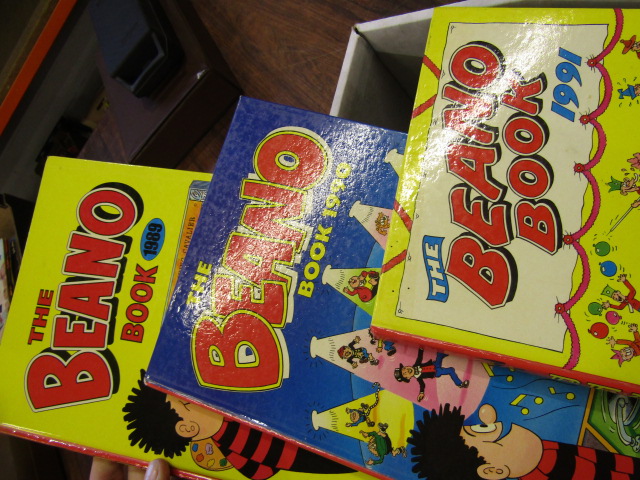 1980-90s Beano. Dandy etc annuals - Image 3 of 3