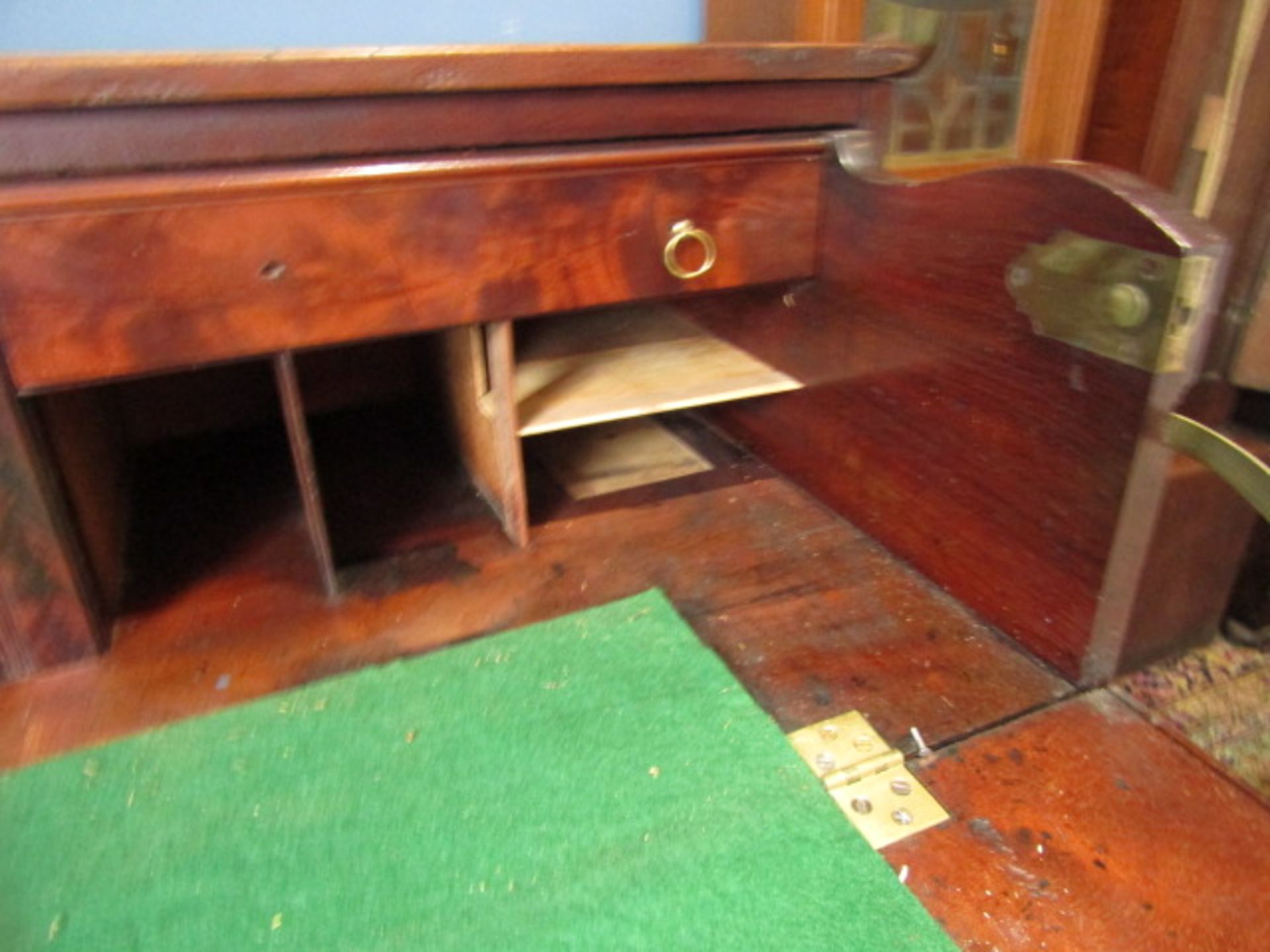 A Georgian mahogany secretaire chest  108Wx58Dx97H cm - Image 6 of 13