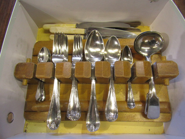 Mappin & Webb cutlery plus some others 6 place setting (forks , knives and desert spoons) only 4