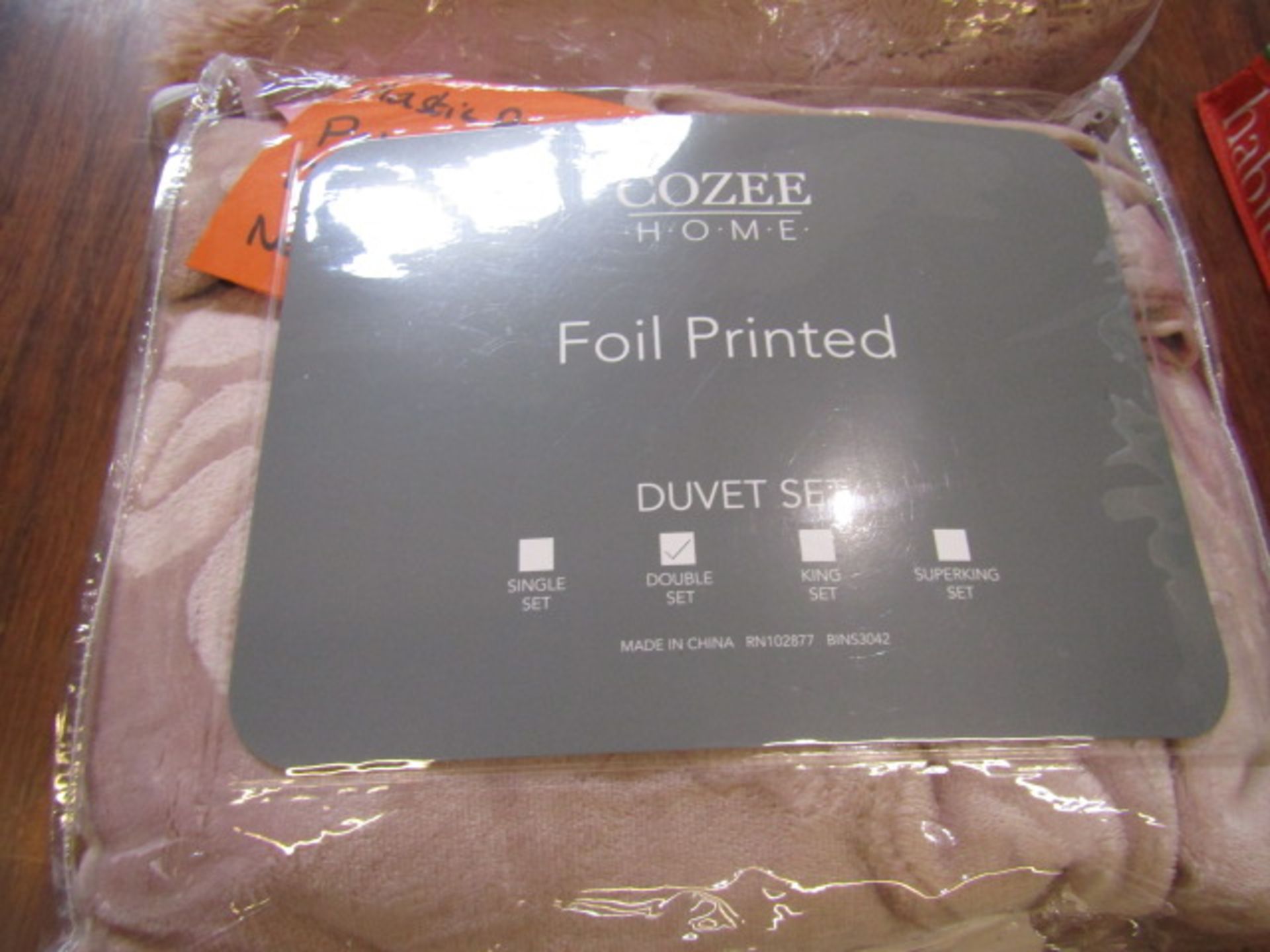 3 faux fur and velvet/ fleece duvet sets - Image 6 of 6