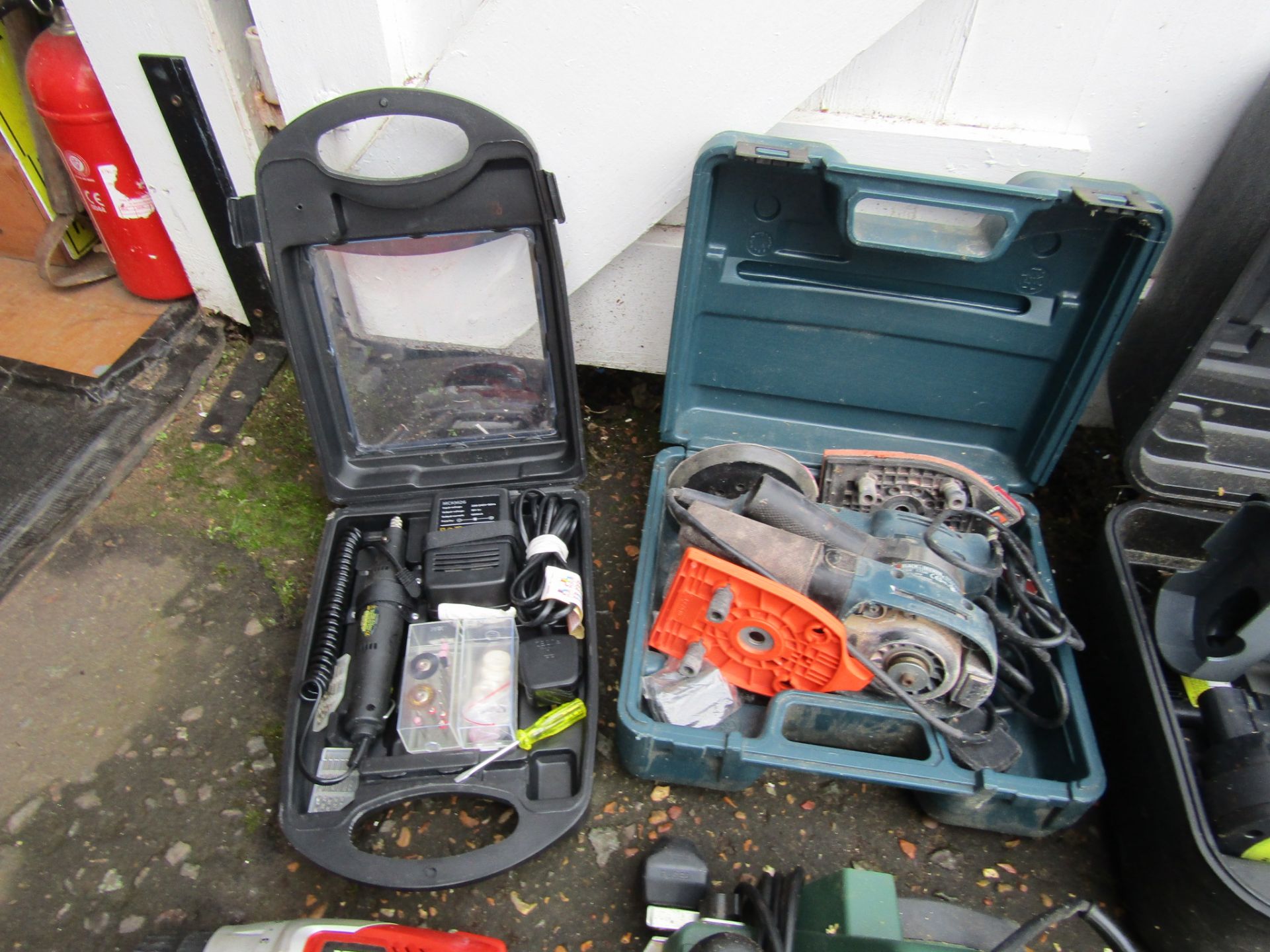 Power tools to include DeWalt and Bosch etc (some have no plugs) - Image 4 of 6