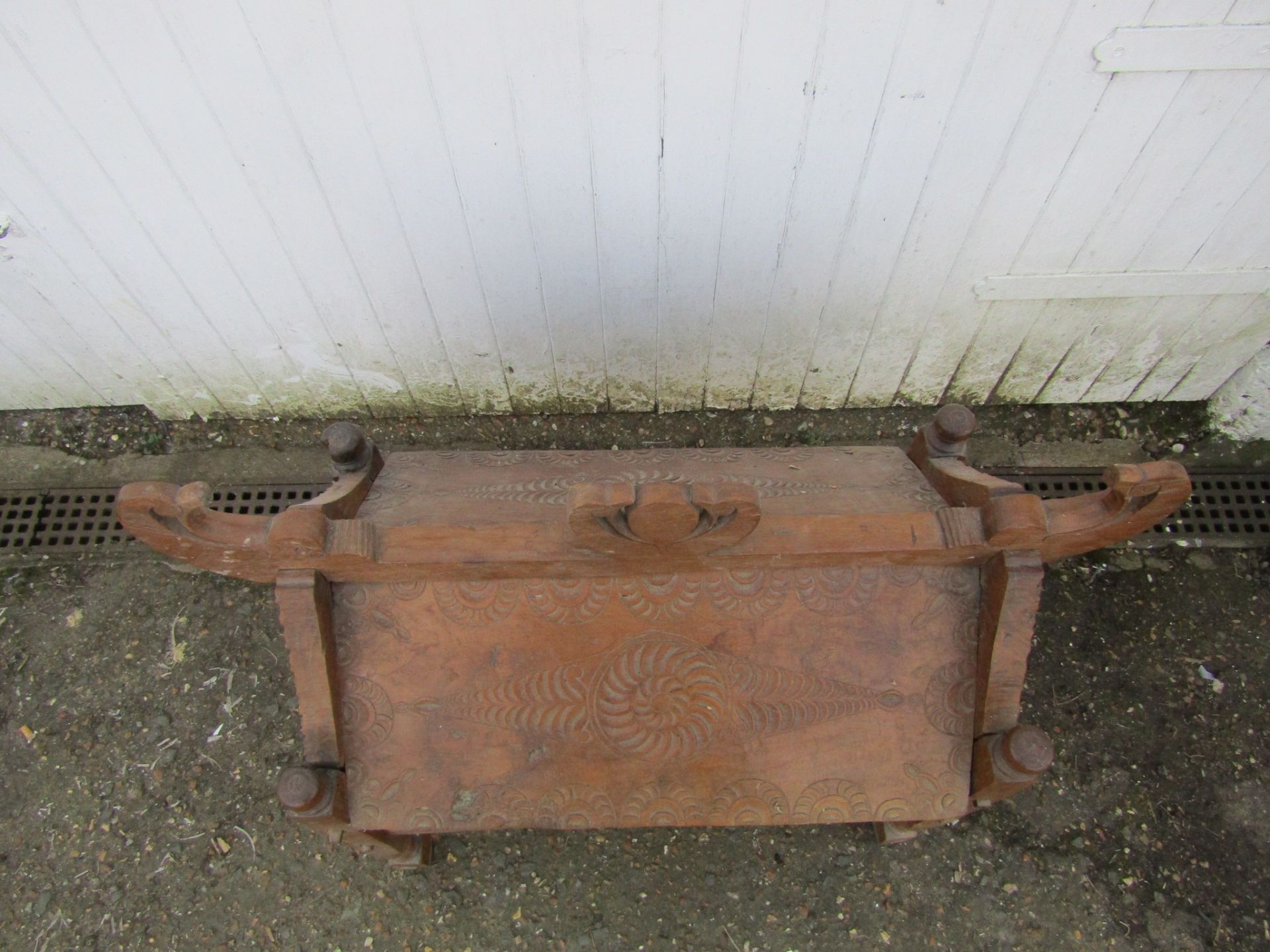 Balinese Brides Dowry chest with hand carved detail H80cm W96cm D50cm approx - Image 2 of 5