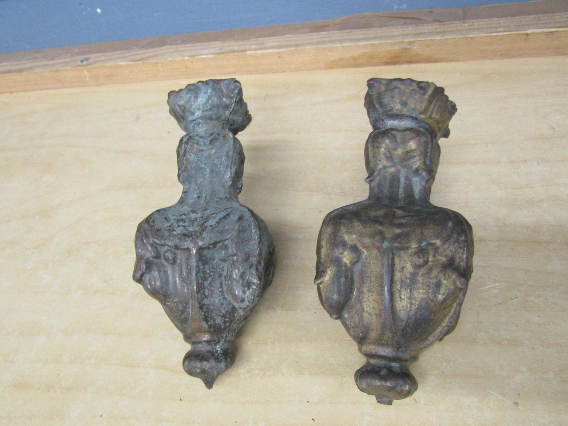 Pair of ornate antique clock weights - Image 2 of 2