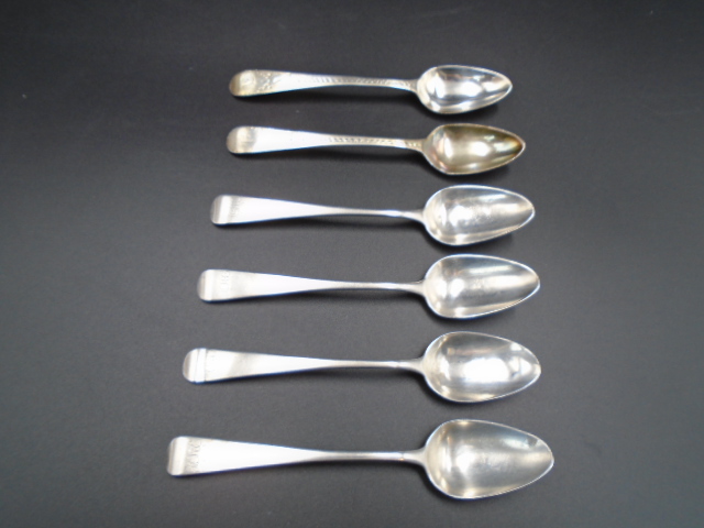 6 silver spoons 4 x George III London 1819 Thomas Wallis (II) & Johnathan & Hayne, and 2 x London