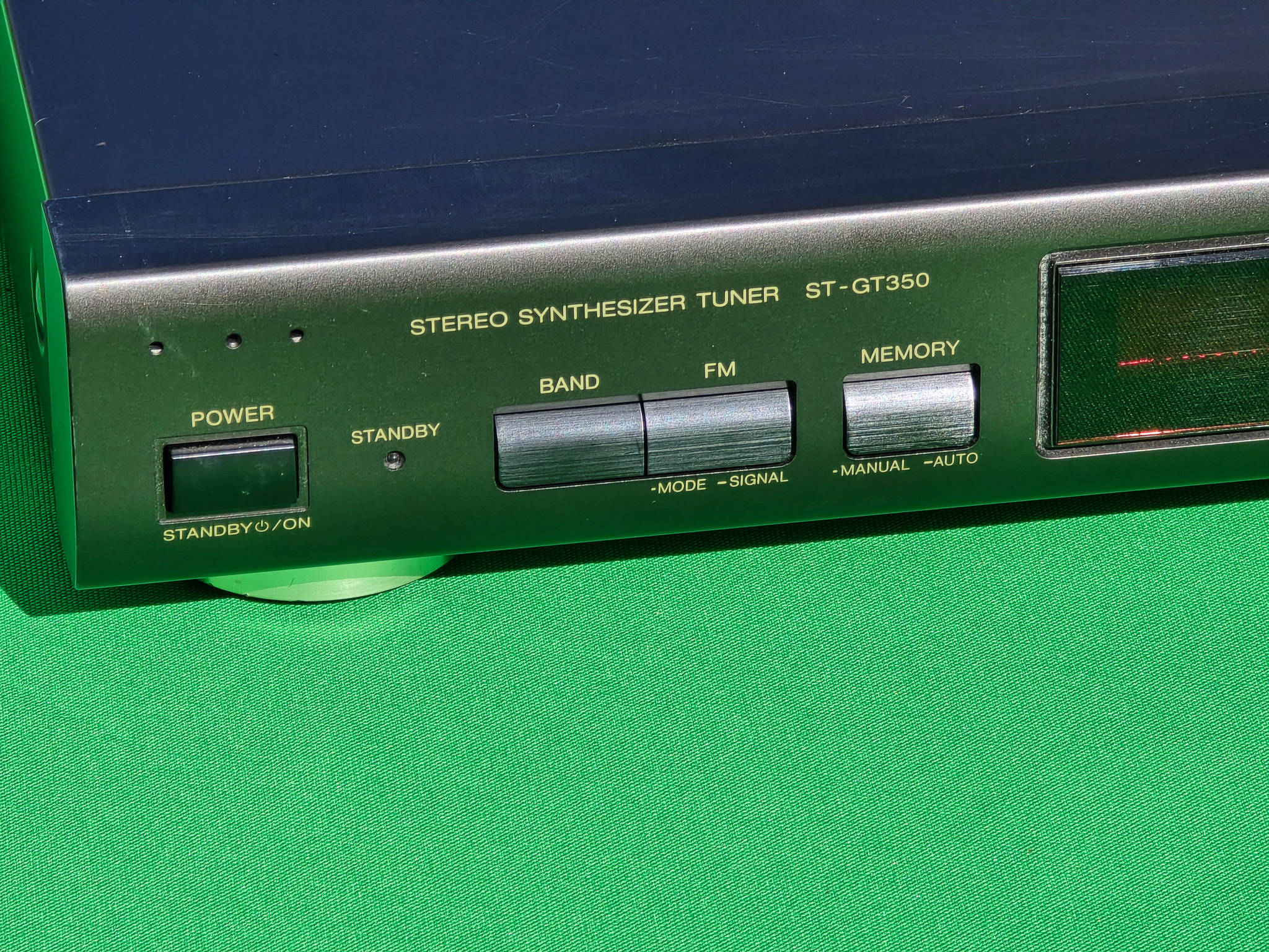 Technics Stereo Synthesizer Tuner ST-GT350 - Image 2 of 4