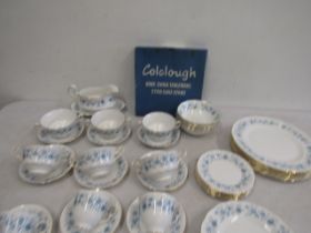 Colclough 'Braganza' dinner service 47 pieces