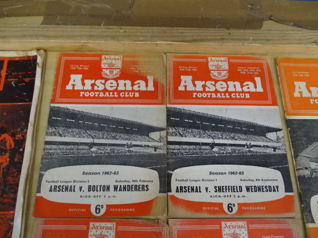 33 Mostly 1960's Arsenal football programs - Image 18 of 19