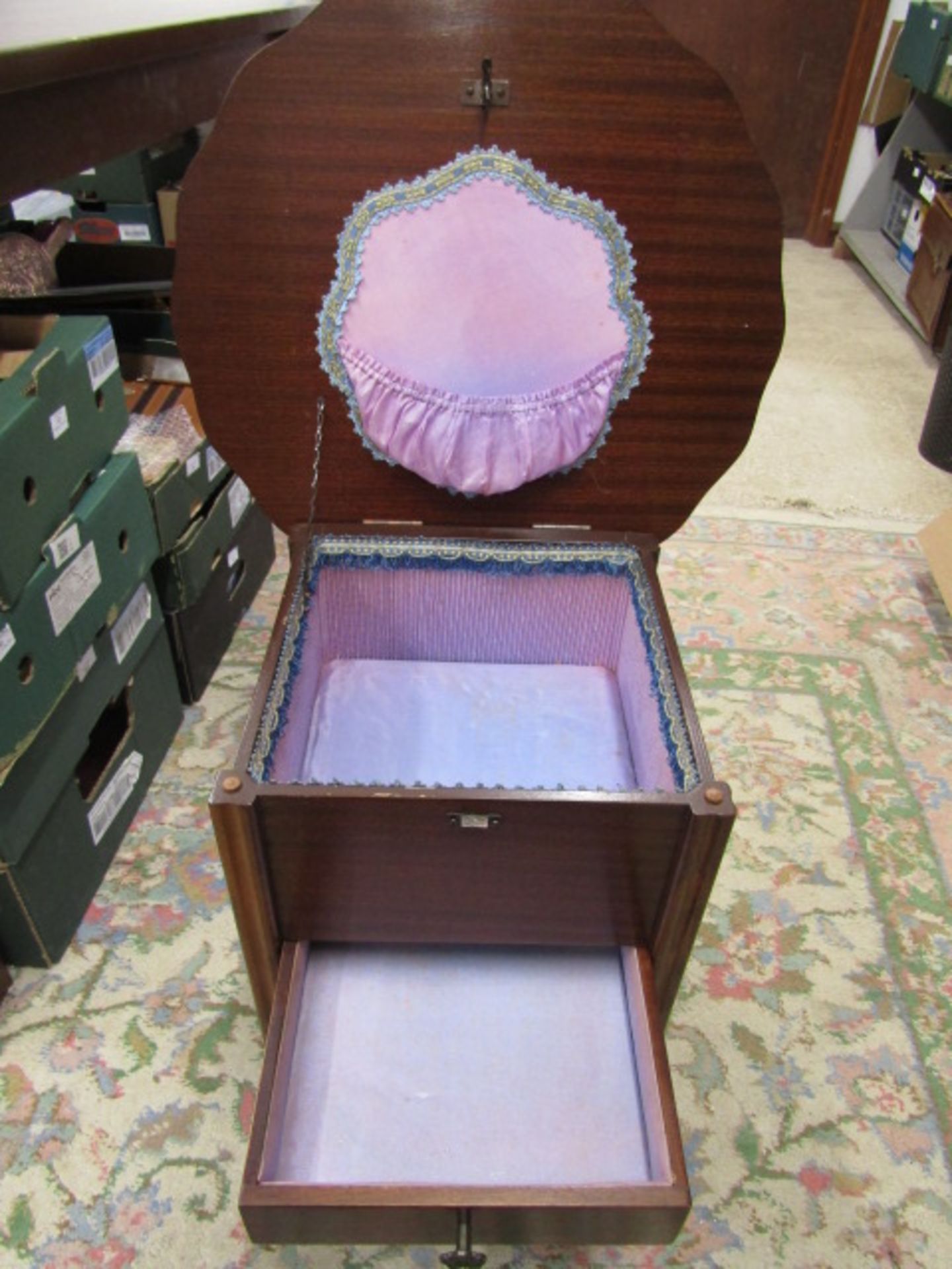 A sewing cabinet with material interior - Image 4 of 4