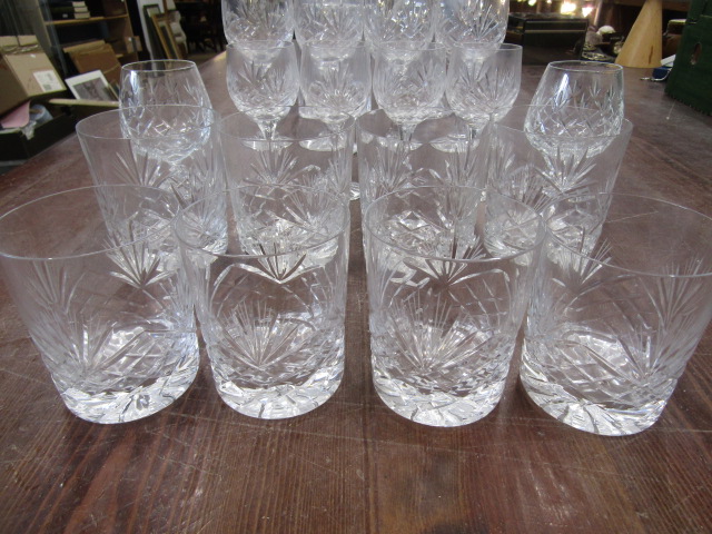 Glass suite with 2 decanters - Image 6 of 6