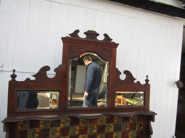 Antique  marble topped washstand with tiled and mirrored back - Image 3 of 6