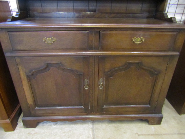 Vintage dark oak dresser - Image 2 of 3