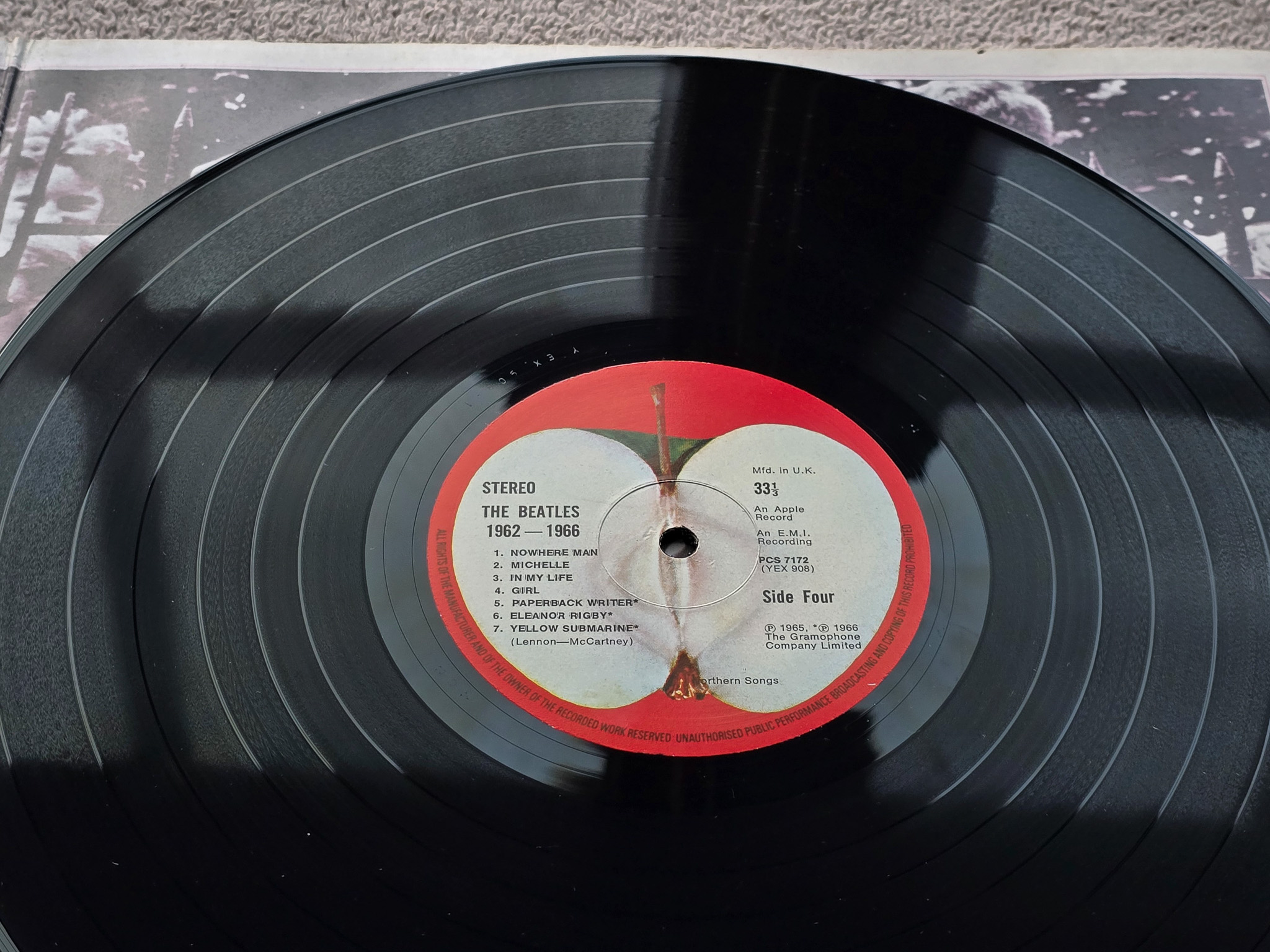The Beatles – 1962-1966 Red Album Near Mint 1973 UK Vinyl LP - Image 11 of 11