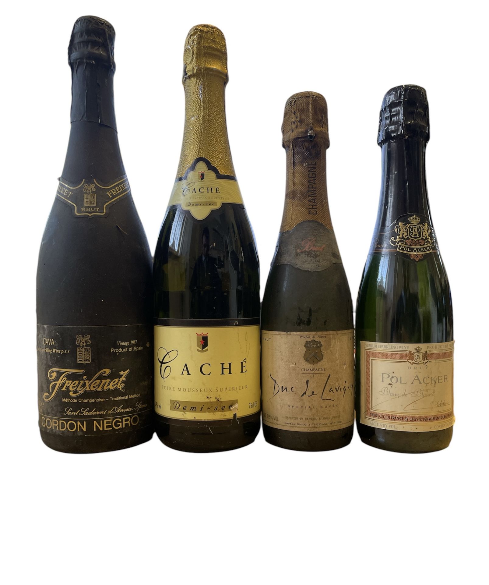 Three bottle of sparkling wine to include Freixenet Cordon Negro Brut Cava 75cl 11.5%vol. Cache