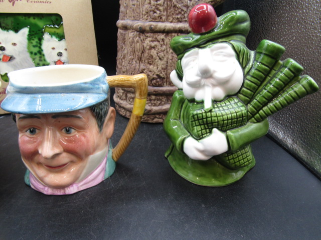 Sylvac toby jug, Hillstonia jug, Highland bar piper vase, a vintage footed bowl with reed design and - Image 2 of 10