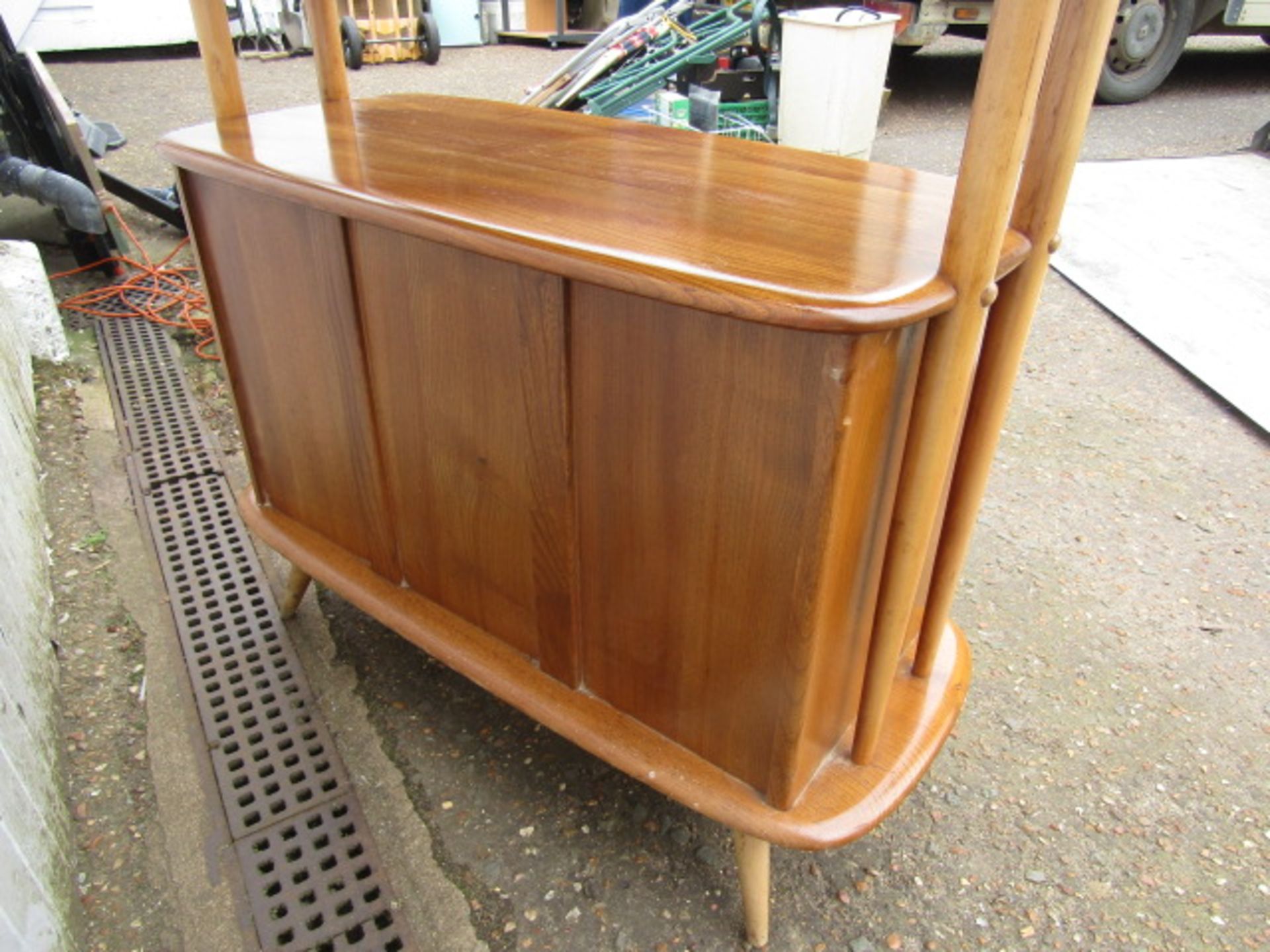 An Ercol Giraffe shelf bookcase - Image 7 of 9