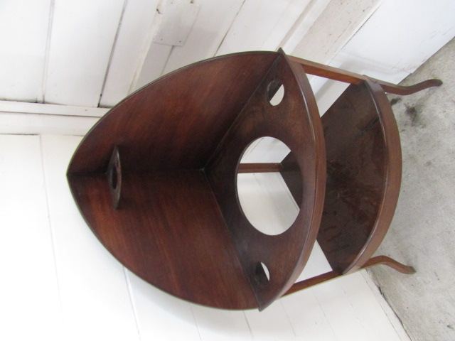 19thC mahogany wash stand - missing bowl - Image 2 of 2