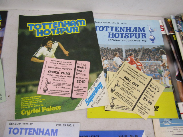 Tottenham Hot Spurs vintage programmes, 6 with original tickets plus 2 Stevenage with ticket and one - Image 4 of 10