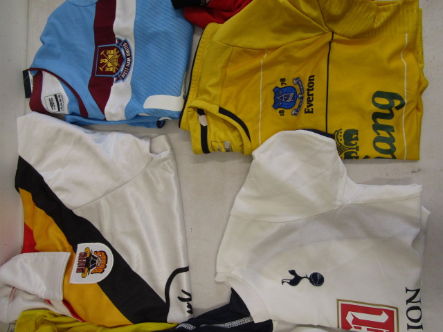 Various football shirts inc Spurs, West Ham, Celtic etc plus a rugby shirt - Image 3 of 5