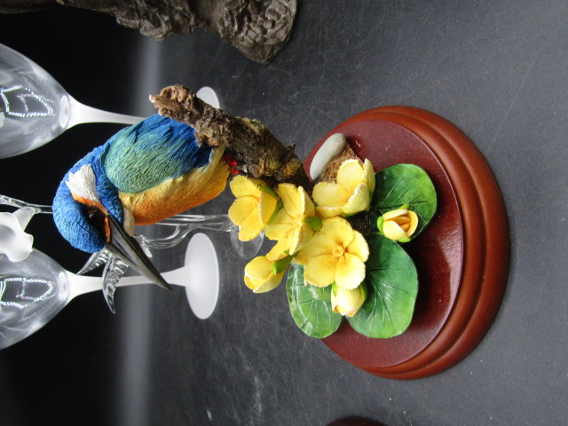 Border Fine Arts kingfisher and other related ceramics and glass - Image 8 of 10