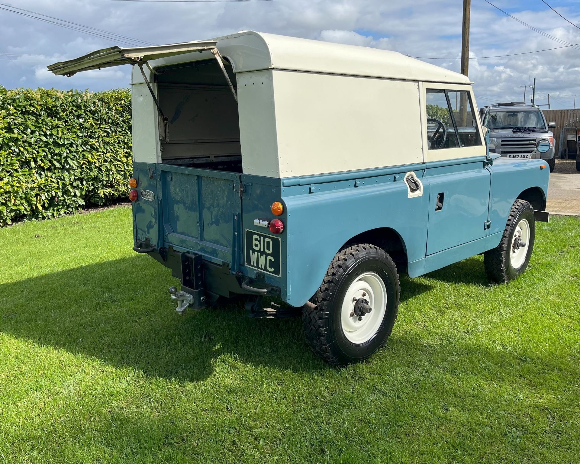 1962 Land Rover 88 Series II, petrol 2.25 litre engine, blue with 64,078 showing on the milometer, - Image 7 of 14