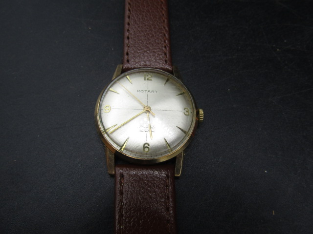 A 9ct Gold Rotary men's 17 jewel  watch (3.5mm face)with receipt (1962) and original case - Image 2 of 5