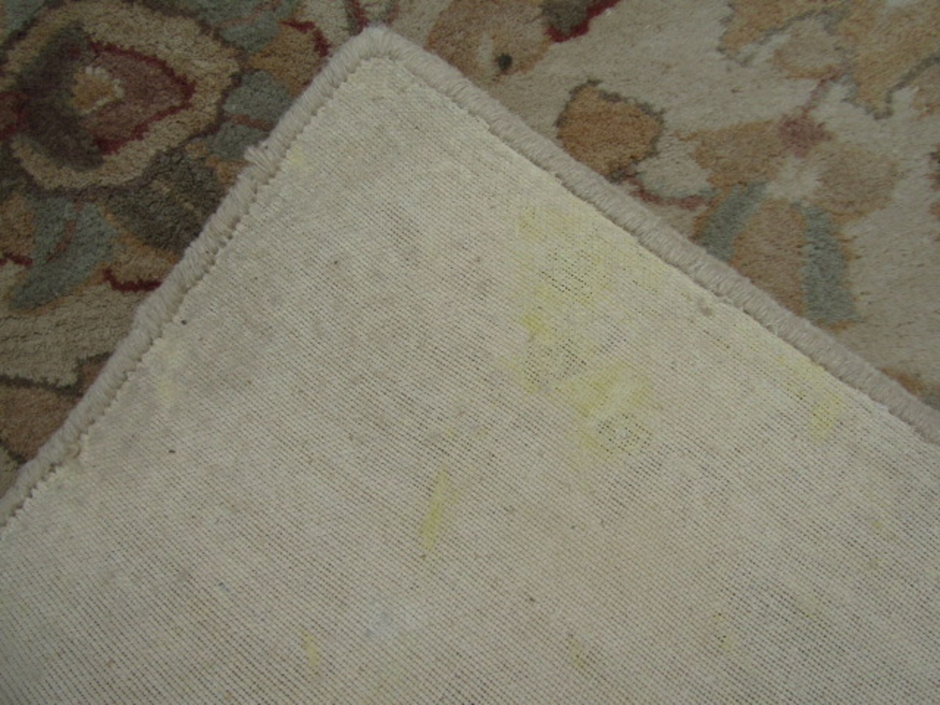A cream ground wool rug 250x170cm - Image 2 of 3
