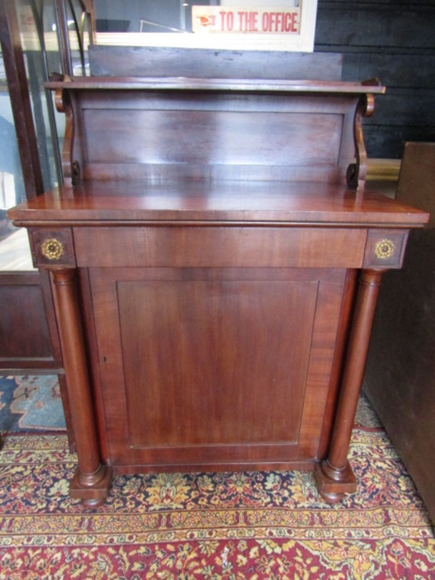 A  mahogany chiffonier 90Wx50Dx122H cm